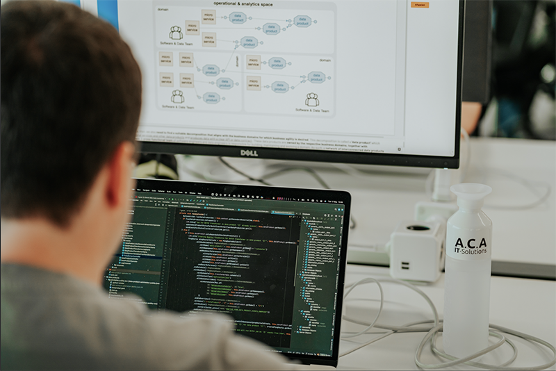 Tom De Wolf - Coding - Screen